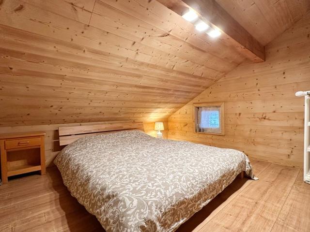 Quiet apartment near lake with garden, balcony, parking and wifi FR-1-624-150 - Samoëns