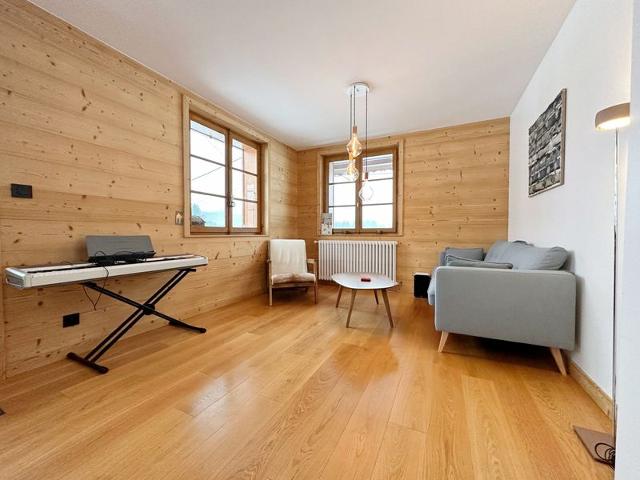 Quiet apartment near lake with garden, balcony, parking and wifi FR-1-624-150 - Samoëns