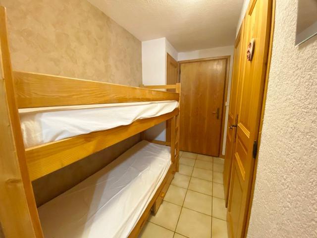 Cozy Ski-In Studio with Balcony, WiFi & Mountain View, 150m from Morillon Village Center FR-1-412-94 - Morillon Village