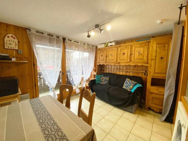 Cozy Ski-In Studio with Balcony, WiFi & Mountain View, 150m from Morillon Village Center FR-1-412-94 - Morillon Village