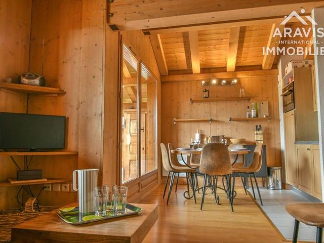 Cozy Apartment, 50m from Slopes, Sleeps 5, Fully Equipped Kitchen FR-1-391-183 - Le Grand Bornand