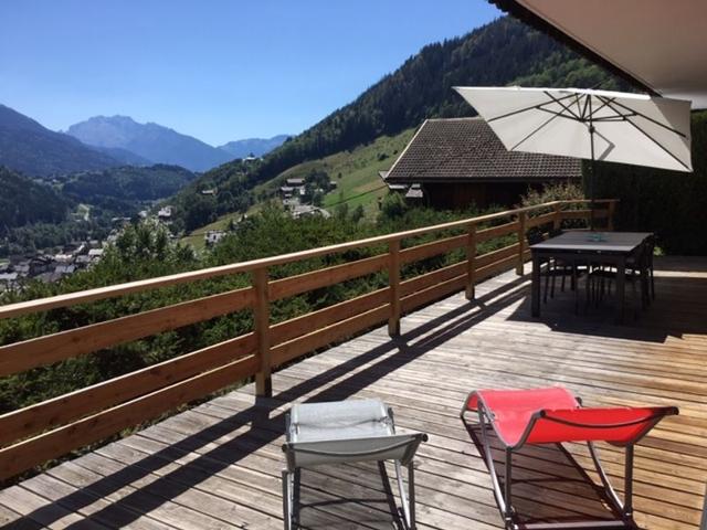 Cozy 2-room apartment with sunny terrace, near shuttle, pets allowed, parking FR-1-467-32 - Le Grand Bornand
