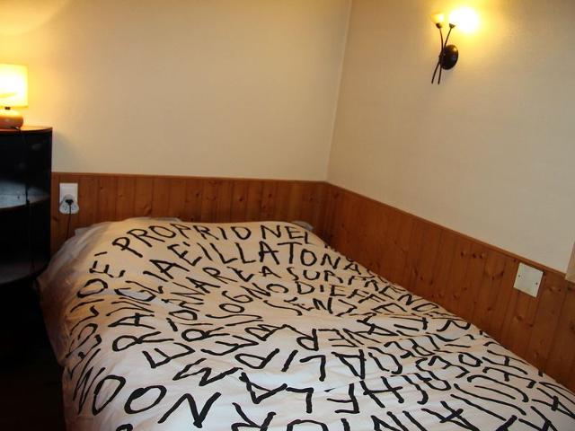 Cozy 3-Room Apartment, South Exposure, Village Center, Sleeps 6 FR-1-459-36 - La Clusaz