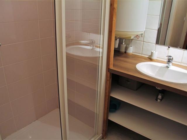 Cozy 3-Room Apartment, South Exposure, Village Center, Sleeps 6 FR-1-459-36 - La Clusaz