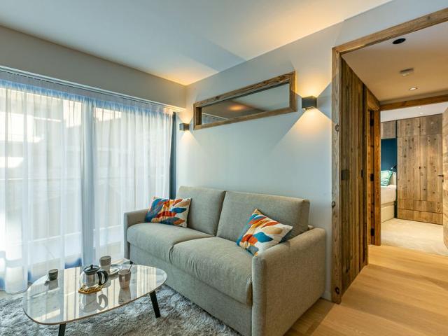 Ski-in/Ski-out Apartment with WiFi, Garage, and Balcony in Val-d'Isère FR-1-694-347 - Val d'Isère Le Châtelard