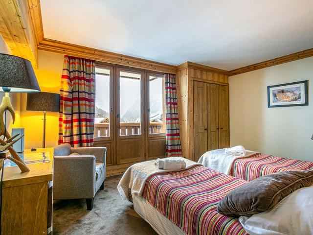 Luxury Apartment, Spacious and Comfortable, Ski-In/Ski-Out, Near Children's Village FR-1-694-114 - Val d'Isère Centre