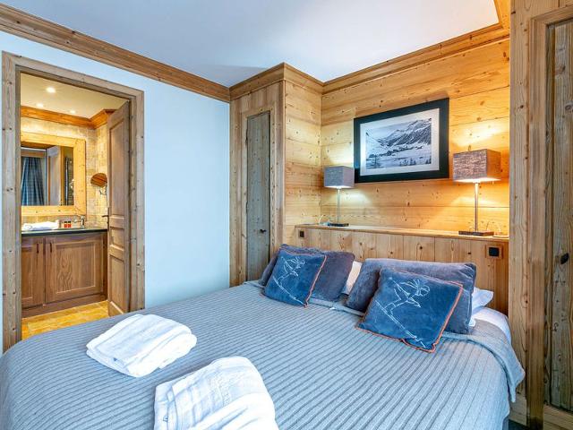 Luxury Apartment, Spacious and Comfortable, Ski-In/Ski-Out, Near Children's Village FR-1-694-114 - Val d'Isère Centre
