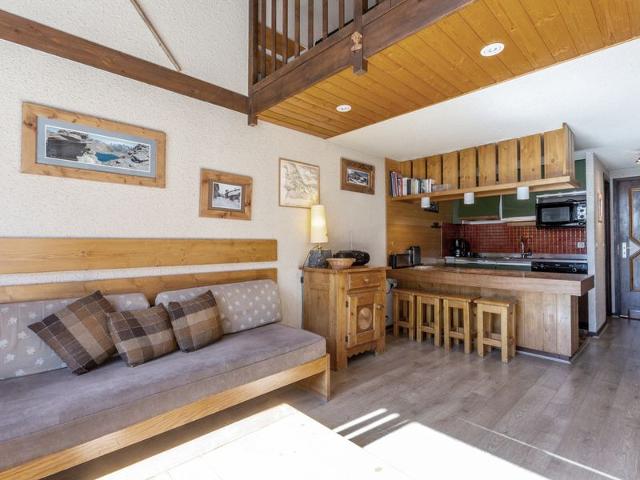 Rustic Mountain-Style Duplex with Large South-Facing Terrace near Val-d'Isère Village FR-1-694-198 - Val d'Isère Centre