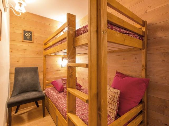 Exquisite and Cozy Apartment with WiFi and Garage in Val-d'Isère FR-1-694-232 - Val d'Isère Le Laisinant