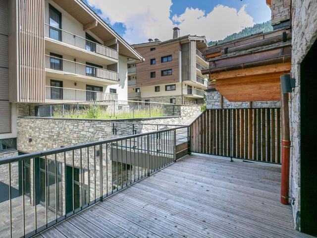 Charming New Apartment with WiFi, Parking, and Ski-In/Ski-Out Access in Val-d'Isère FR-1-694-332 - Val d'Isère Le Châtelard