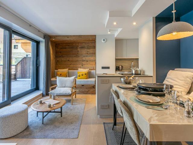 Charming New Apartment with WiFi, Parking, and Ski-In/Ski-Out Access in Val-d'Isère FR-1-694-332 - Val d'Isère Le Châtelard