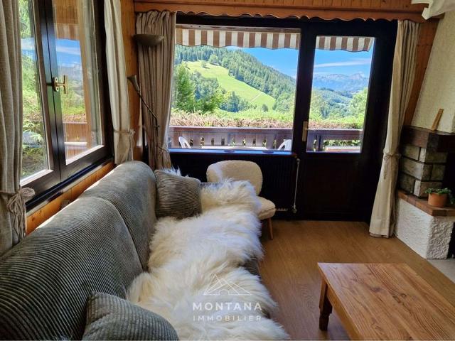 Renovated T2 in Le Grand-Bornand with balcony, parking and terrace, 4 people, near village FR-1-458-205 - Le Grand Bornand