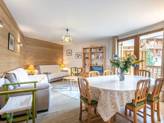 Spacious 3-Room Apartment with Balcony, Parking, and WiFi in Val-d'Isère FR-1-694-33 - Val d'Isère Centre
