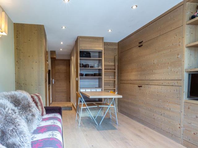 Cozy and Elegant Studio on the Snowfront, Near Val d'Isère Centre FR-1-694-190 - Val d'Isère Centre