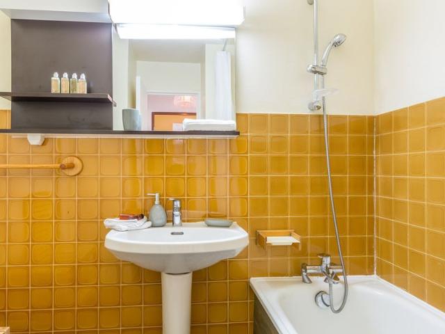 Comfortable 2-room ski-in ski-out apartment in Val-d'Isère, pets allowed FR-1-694-210 - Val d'Isère La Daille