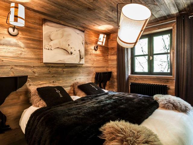 Luxurious Chalet with Pool, Hammam & Stunning Views in Val-d'Isère FR-1-694-95 - Val d'Isère Centre