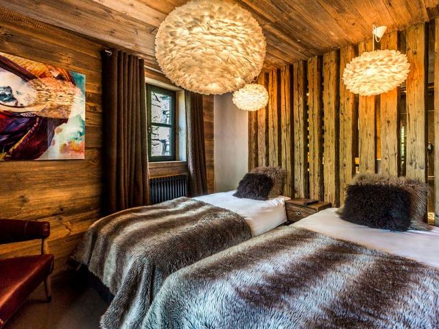 Luxurious Chalet with Pool, Hammam & Stunning Views in Val-d'Isère FR-1-694-95 - Val d'Isère Centre