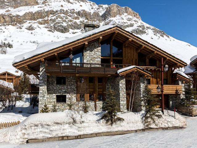 Luxurious Chalet with Pool, Hammam & Stunning Views in Val-d'Isère FR-1-694-95 - Val d'Isère Centre