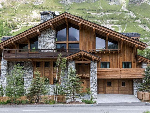 Luxurious Chalet with Pool, Hammam & Stunning Views in Val-d'Isère FR-1-694-95 - Val d'Isère Centre