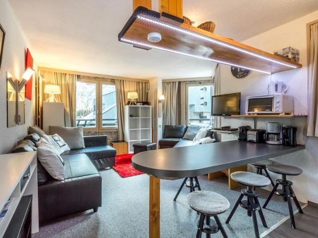 Pleasant ski-in/ski-out 2-room apartment with covered parking FR-1-694-220 - Val d'Isère La Daille