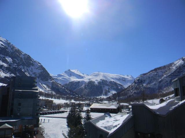 Pleasant ski-in/ski-out 2-room apartment with covered parking FR-1-694-220 - Val d'Isère La Daille