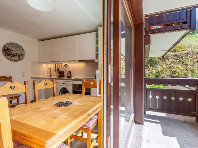 Cozy, Well-Maintained Apartment at the Foot of the Slopes with Parking FR-1-694-226 - Val d'Isère Le Châtelard
