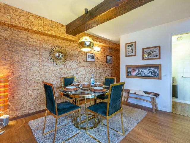 Cozy 2-Room Apartment in Central Val-d'Isère, Steps from Slopes FR-1-694-279 - Val d'Isère Centre