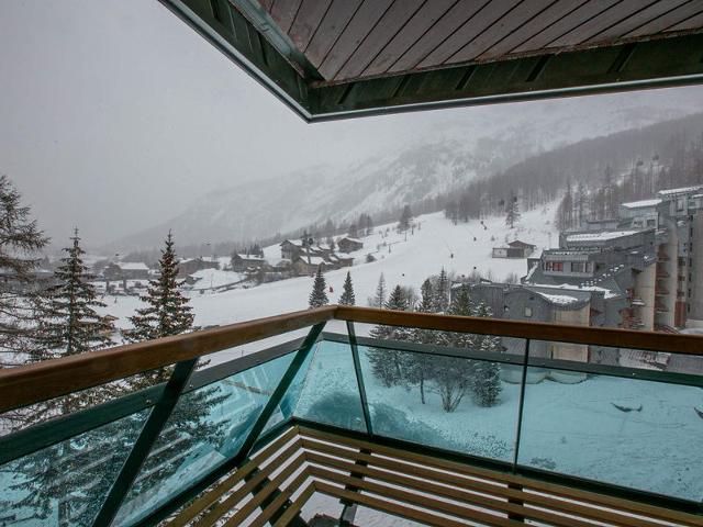 Spacious 8-person apartment with WiFi, balcony and renovated kitchen FR-1-694-94 - Val d'Isère La Daille