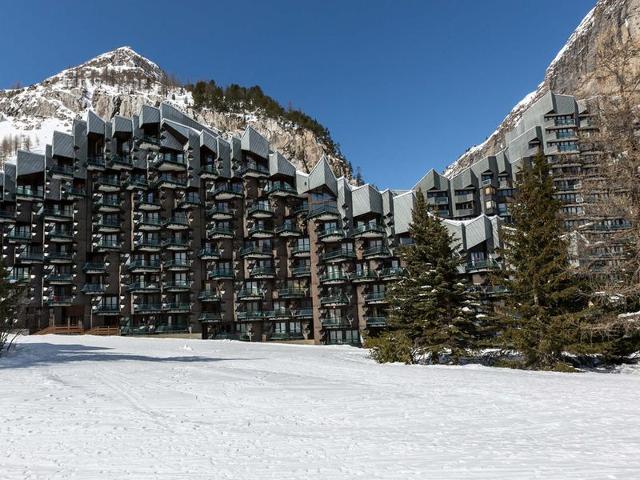 Spacious 8-person apartment with WiFi, balcony and renovated kitchen FR-1-694-94 - Val d'Isère La Daille