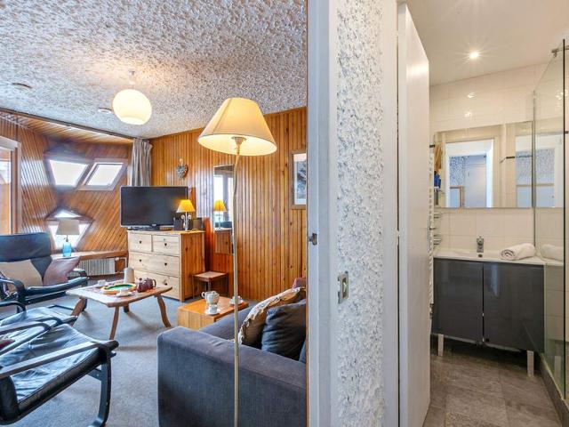 Spacious 8-person apartment with WiFi, balcony and renovated kitchen FR-1-694-94 - Val d'Isère La Daille