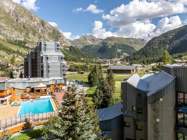 Ski-in/ski-out apartment in La Daille with balcony and equipped kitchen FR-1-694-175 - Val d'Isère La Daille