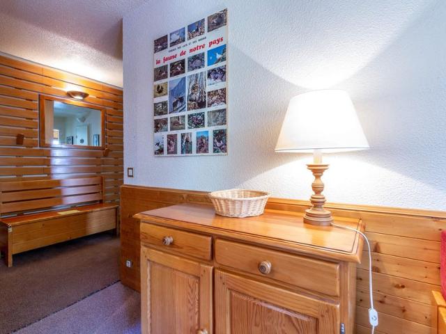 Functional Apartment with Covered Parking, Steps from Slopes and Town Center FR-1-694-284 - Val d'Isère Centre