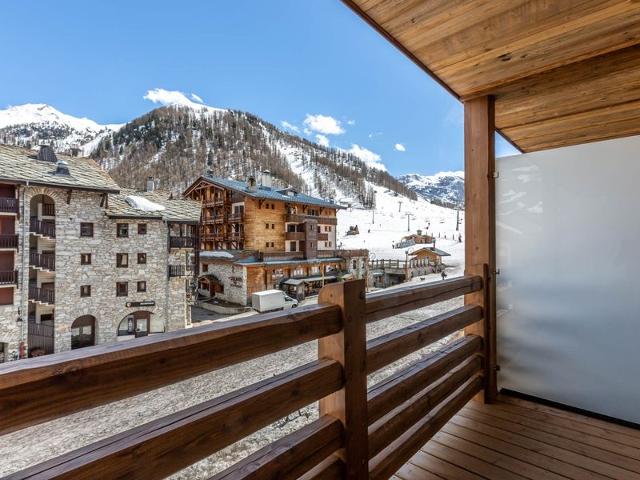 Luxury Studio with Balcony, Ski-in/Ski-out, Central Val-d'Isère FR-1-694-299 - Val d'Isère Centre