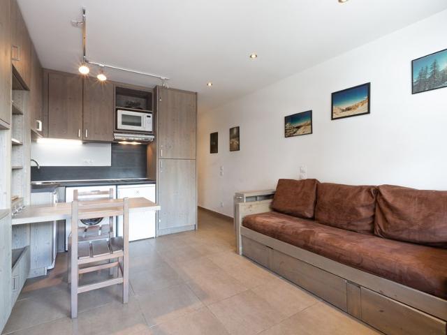 Luxury Studio with Balcony, Ski-in/Ski-out, Central Val-d'Isère FR-1-694-299 - Val d'Isère Centre