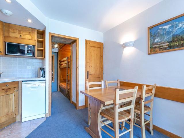 Cozy Studio with Balcony at the Foot of La Daille Slopes FR-1-694-179 - Val d'Isère La Daille