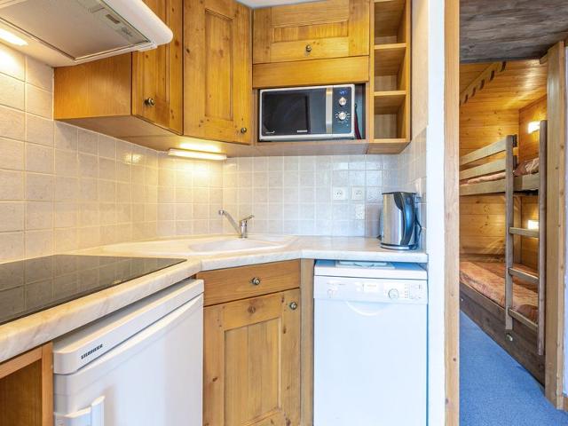 Cozy Studio with Balcony at the Foot of La Daille Slopes FR-1-694-179 - Val d'Isère La Daille