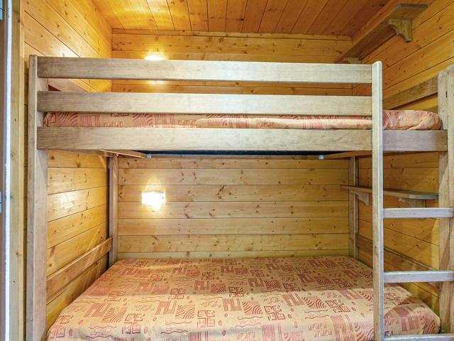 Cozy Studio with Balcony at the Foot of La Daille Slopes FR-1-694-179 - Val d'Isère La Daille