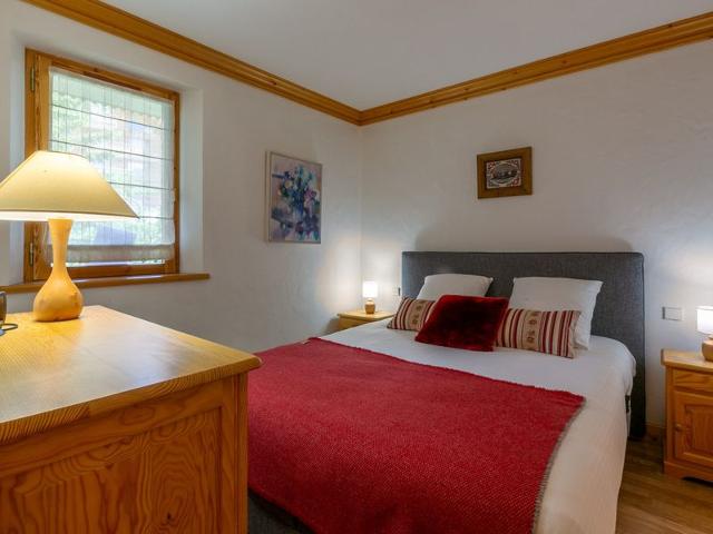 Luxury Apartment in Legettaz with Fireplace, WiFi, and Garage FR-1-694-359 - Val d'Isère Le Châtelard