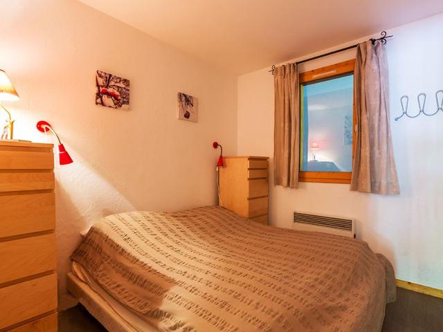 Spacious 4-Room Apartment in Val-d'Isère with WiFi, Parking, and South/West Facing Balcony FR-1-694-151 - Val d'Isère Le Châtelard