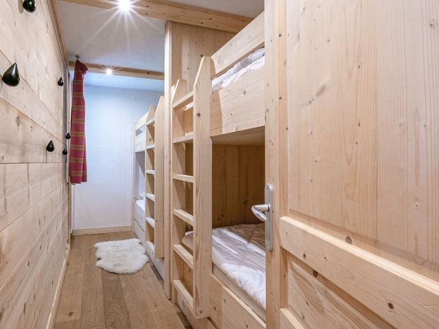 Elegant 3-Room Apartment with Balcony in Central Val-d'Isère – Sleeps 6, Modern Amenities FR-1-694-1 - Val d'Isère Centre