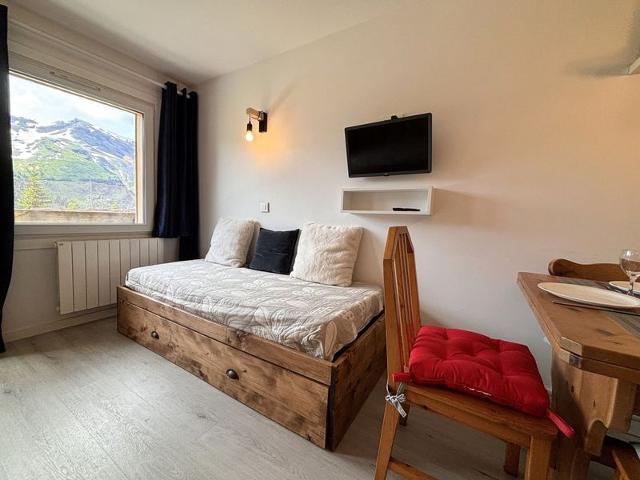 Charming Ground-Floor Apt, Ski-In/Ski-Out, Sleeps 6, WiFi, Winter Linens & Final Cleaning Included FR-1-634-101 - Avoriaz