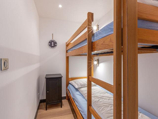 Elegant apartment in Val-d'Isère with balcony, parking, wifi FR-1-694-270 - Val d'Isère Centre