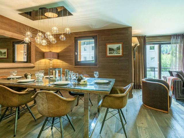 Luxury apartment with fireplace, balcony and wifi in Val-d'Isère FR-1-694-320 - Val d'Isère Centre