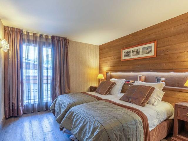 Luxury apartment with fireplace, balcony and wifi in Val-d'Isère FR-1-694-320 - Val d'Isère Centre