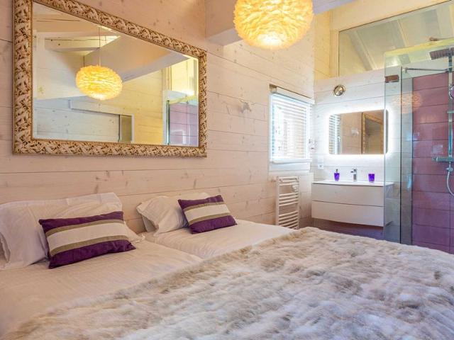 Prestige and luxury in the heart of Val-d'Isère, close to the slopes FR-1-694-323 - Val d'Isère Centre