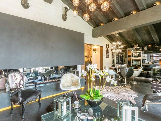 Prestige and luxury in the heart of Val-d'Isère, close to the slopes FR-1-694-323 - Val d'Isère Centre