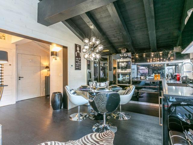 Prestige and luxury in the heart of Val-d'Isère, close to the slopes FR-1-694-323 - Val d'Isère Centre