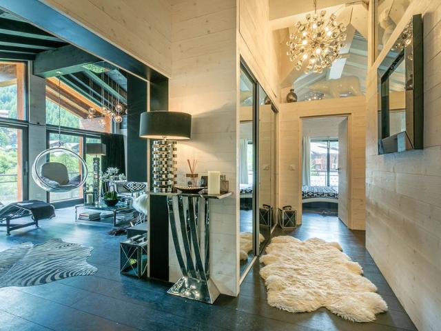 Prestige and luxury in the heart of Val-d'Isère, close to the slopes FR-1-694-323 - Val d'Isère Centre
