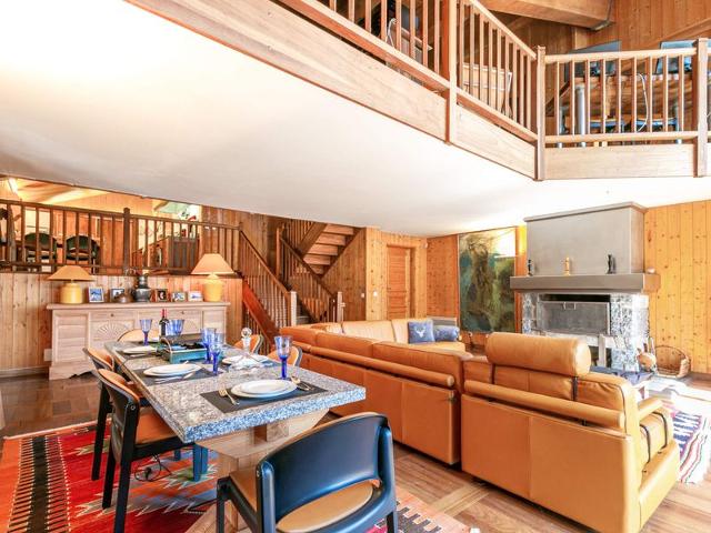 Luxury chalet with sauna, fireplace and WiFi in Val-d'Isère FR-1-694-17 - Val d'Isère Centre