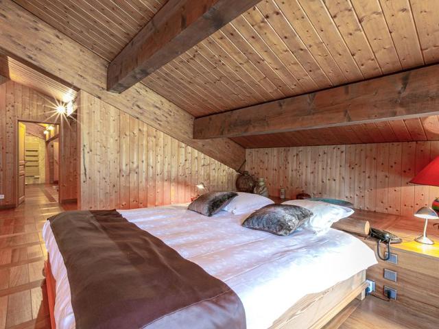 Luxury chalet with sauna, fireplace and WiFi in Val-d'Isère FR-1-694-17 - Val d'Isère Centre